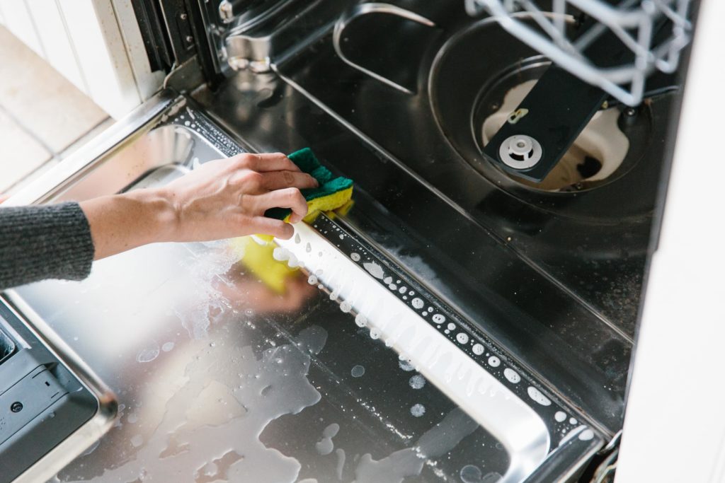 How To Deep Clean Your Kitchen